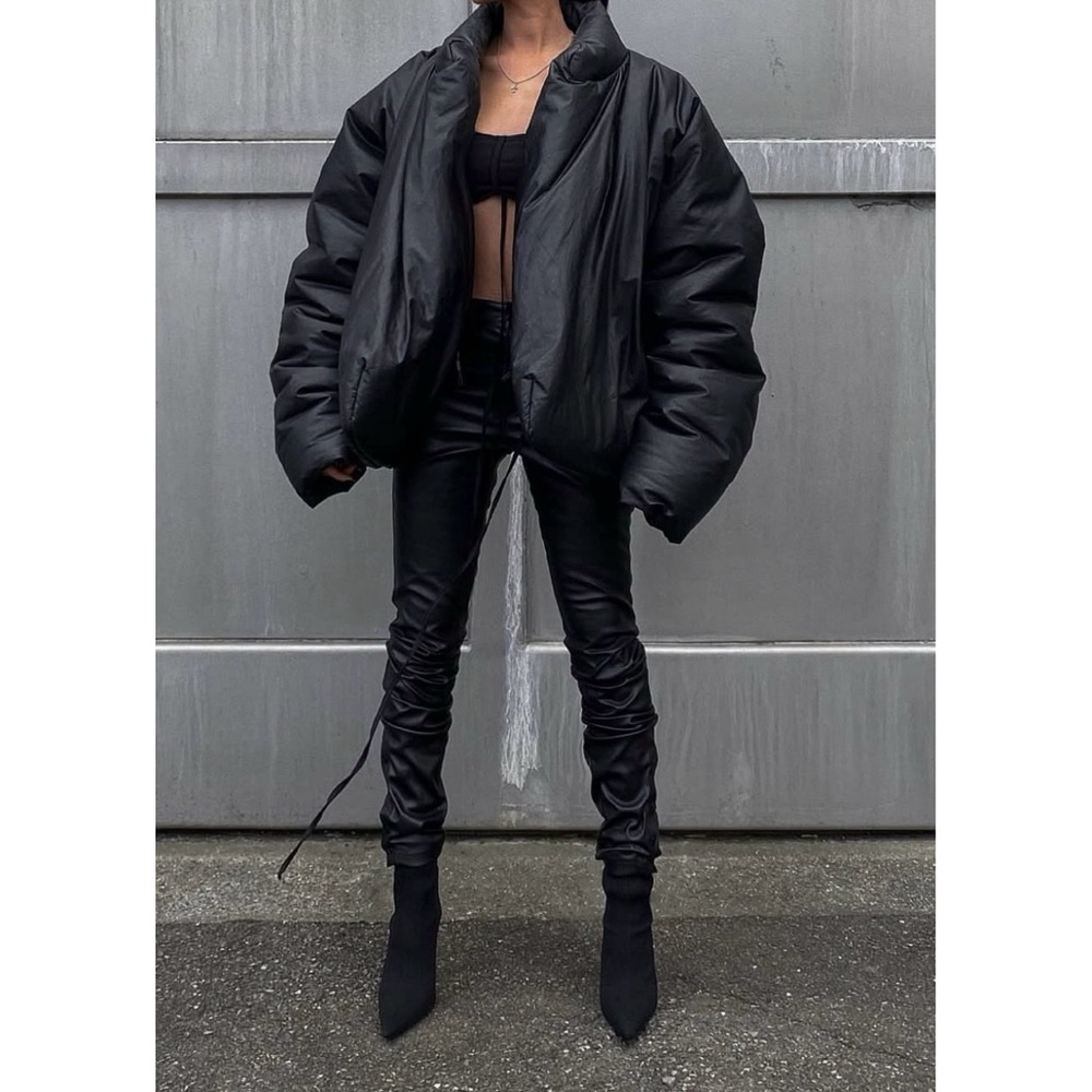 YEEZY GAP ROUND JACKET - BLACK